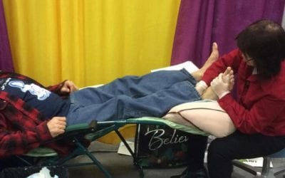 Getting ready for the holiday. Can you feel the stress in your shoulders? Arm? Hands? Try this Hand Reflexology tip for relief. #energyhealing #bewell #chakras #positivity #ENERGY #mindbodyspirit #selfhealing #holistic #highvibelife #reiki #health #donthatemeditate #belight #energyhealers #beintheflow #energymedicine #breaknegativity #mindfulness #getintouch #reflexology https://youtu.be/uDU-JHiy3bM