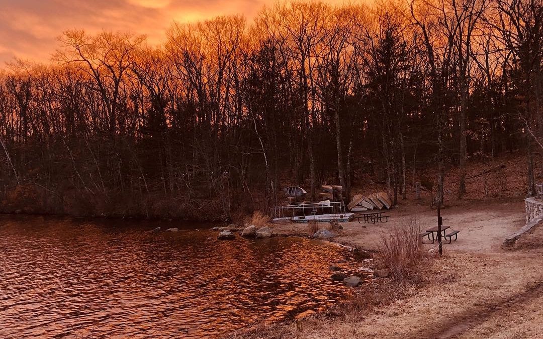 Last night was a first chakra sunset. I don’t think I have seen the sky so red. I’m in awe with the change of seasons. #sunset #mothernature #joy #energymedicine #energyhealing #mindfulness #reflexology #abundance #peace #mindbodyspirit #chakras #healingplaceenergyschool #healingplacemedfield #chakras #ENERGY #selfhealing #holistic