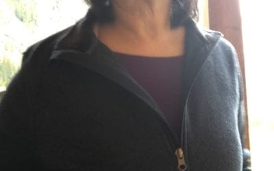 Stillness versus Being Stuck Everyone experiences “stuckness,” but it doesn’t have to be like this. We all have the ability to be in the flow, but our every day living do not give us enough opportunity to live in an consistent uplifting manner. I want to help you to break your vicious “stuck” cycle so that you have more joy in your life. Wouldn’t it be great if your family, friends don’t make your crazy or work don’t make you stressed? Check out my online classes, Chakra 101 Know Your Energy to break this cycle. To help you to make a shift to positive flow, I’m offering you a 25% discount — Chakra 101 Know Your Energy, through May 7th! Take advantage of this limited time offer today! https://www.healingplaceenergyschool.com/kye/ #healing #energyhealing #bewell #chakras #positivity #ENERGY #lightworker #mindbodyspirit #selfhealing #holistic #highvibelife #reiki #health #donthatemeditate #belight #energyhealers #lightworkers #stuckenergy #positiveflow