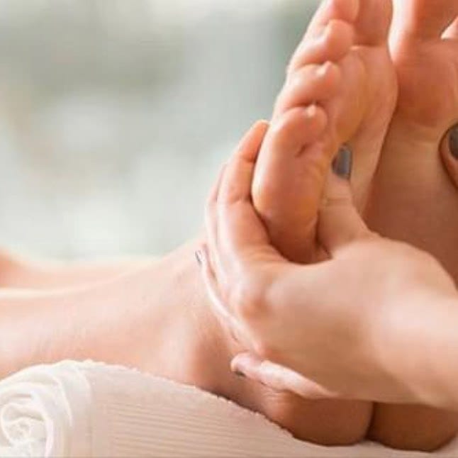 Here is a hand #reflexology tip to relieve #knee, #elbow, #shoulder #pain #selfcare https://youtu.be/A44CIG6TqVs