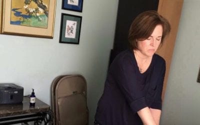 Live Reiki Healing Meditation to Celebrate Your Spirit https://bit.ly/2Gf8v97 How often do you devalue yourself? Even though you give and give, but it is still not enough. Take time to honor your spirit with a Reiki Healing Meditation with Reiki Masters Robin Bornstein and Helen Chin Lui of the HealingPlaceEnergySchool.com If you would like to know more about how to connect to your spirit guides, here is a free mini course and a downloadable booklet ”3 Ways to Connect to Your Spirit Guides” https://courses.healingplaceenergyschool.com/lp-3-way-to-connect-to-your-spirit-guides/ This mini lesson is an excerpt from from my 15-part First Step to Your Spiritual Journey. Take advantage of the 25% discount good until sept 30 for angel numbers $222. https://courses.healingplaceenergyschool.com/courses/first-step-to-your-spiritual-journey/ Get Helen’s books http://amazon.com/author/helenchinlui We look forward to seeing you live on Tuesday, September 13 at 7:15 PM EST To celebrate Healing Place’s 14th anniversary. From our hearts to yours Helen Chin Lui and Robin Kemp Bornstein #reiki #healing #meditation #selfcare #spirit #selfcare #honor #worthy #journey #celebration