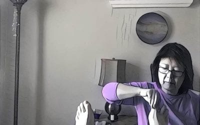 Cartoon #helenChinLui of the #healingplacemedfield giving a build the immune system reflexology session. #reflexology #healingjourney #wellness #health #selfcare #proactivehealth