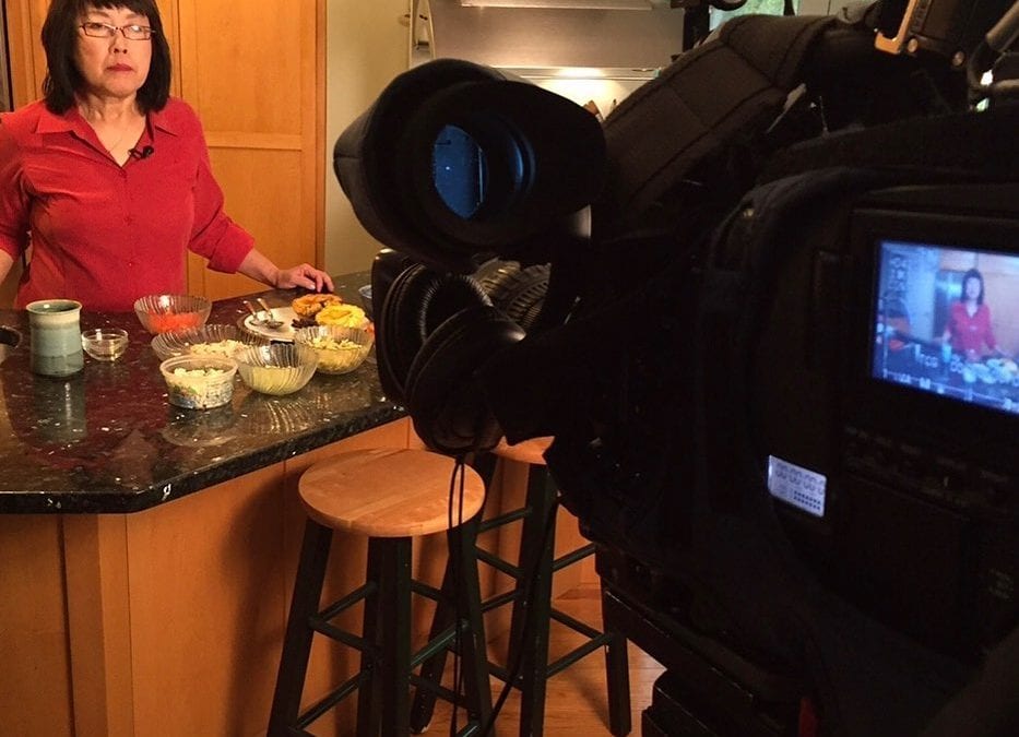 I wish I didn’t look so grumpy when I was setting up to film a cooking segment for my lesson “Holistic Remedies to Relieve Constipation” this lesson included a hand Reflexology demonstration, a healthy recipe, movement tips to move intestinal contents, and a meditation. Check out https://courses.healingplaceenergyschool.com/product/holistic-remedies-to-relieve-constipation/ #digestivehealth #constipation #reflexology #healthylifestyle #wellness #selfcare #constipationrelief