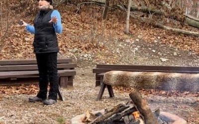 What magic will you make today? Say out loud- I will manifest something INCREDIBLE today! On my “out of my comfort zone” list I want to become a motivational speaker. You have what it take to live the life you want instead of living the life you were given. How’s that for magic? #magic #journey #choices #awakethesoul #healingplacemedfield #healingplaceenergyschool