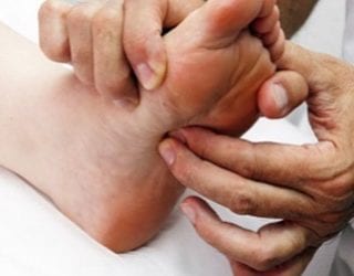 Hand Reflexology to Relieve Pain in Shoulders, Arms, Hands and Feet Video Course