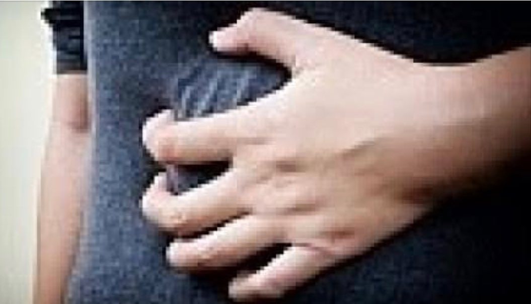 #Gas and #Bloating Relief with Hand Reflexology tip. Along with doing this #reflexology tip I also get relief by taking a little baking soda mixed with water. It’s instant relief #healingplaceenergyschool #healingplacemedfield https://youtu.be/–8crItvUyY