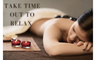 With life being so busy we tend to forget to take time to relax. Take a look at my courses to see how to have a stress free relaxation time. Link in bio #reflexology #selfhelp #str